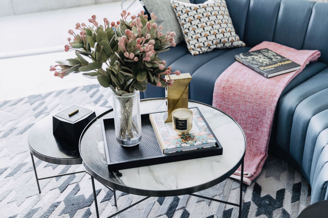 现代轻奢风格室内设计家装案例-客厅茶几 现代轻奢风格室内设计家装案例-客厅茶几